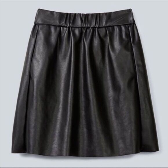 Aritzia Wilfred Free Faux Leather Nathalie Skirt Sz XXS Black - Picture 2 of 9